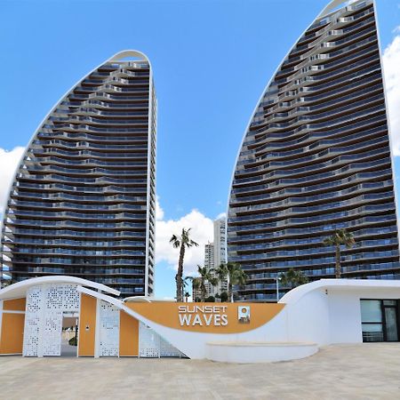 Sunset Waves Siesta Daire Benidorm Dış mekan fotoğraf